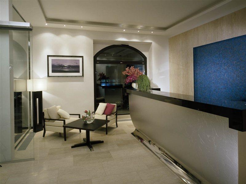 Design Merrion Hotel Praga Esterno foto